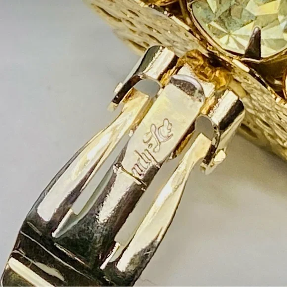 JUDY LEE Demi Parure Signed Uranium Glass Cluster Clip-On Earrings & Brooch Set - Picture 6 of 12